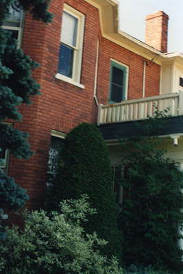 House at 11 High Street, Huntsville, Ontario, view looking west of upper storey.