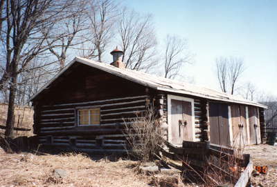 Hugh Taypor Farm, log outbuilding, Huntsville, Ontario.