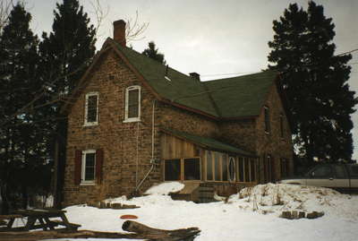 Morgan house, Morgan's Road, Huntsville, Ontario, rear view.