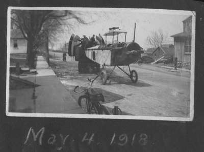 Royal Flying Corps - Plane on Street