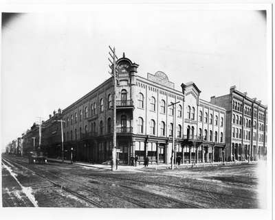 Richmond Street at York Street, looking towards the northeast corner, London, Ontario