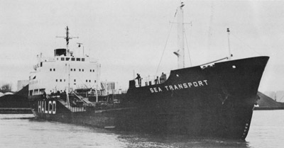 SEA TRANSPORT (II) turns in Oshawa harbour