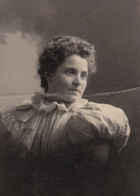 Edith C. Paige, 1875-1913.