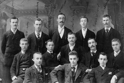 Boarders and friends who stayed at the McGibbon Hotel 1900.