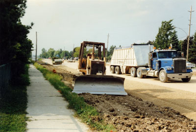 Road construction, Milton