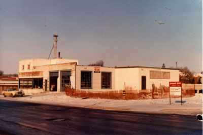 Johnson Bros. Garage. Milton, Ont.