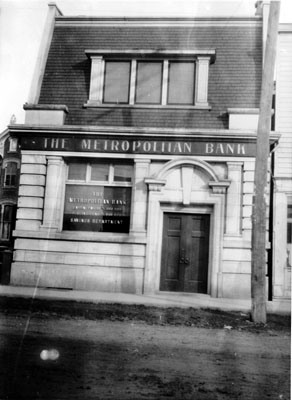 Metropolitan Bank, Main Street, Milton.