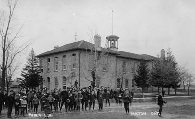 Bruce Street Public School, Milton, Ont. 1857-1972.