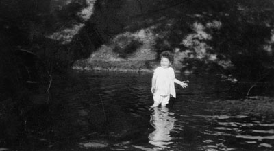 Jane Clendenning in &quot;Rose-Hill&quot; Creek