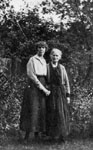 Aggie and Flora Willmott