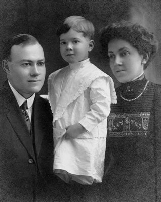 Earl Newton, Clara Newton and Edward Newton