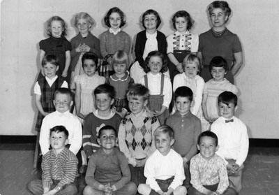 Kindergarten class photograph.  1962-63 A.M. class