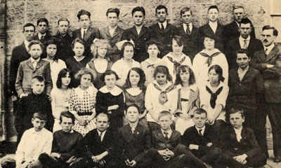 Students at Bruce Street Public School, Milton