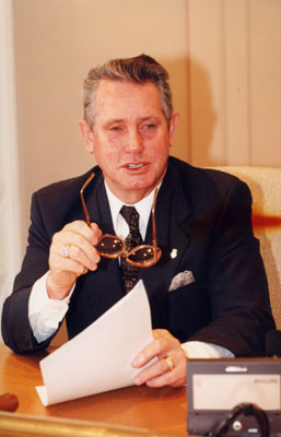 Gordon Krantz, Mayor, Milton, Ont.