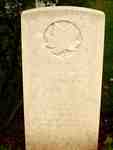 CWGC marker for the grave of Edward James Worrington Stevens, 1887-1918