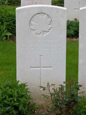 CWGC marker for the grave of Harold Kenneth Hartley, 1891-1917