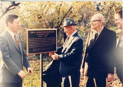 Installation of the Ontario Heritage Foundation plaque honouring P. L. Robertson.