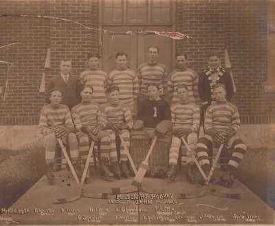 Milton High School hockey team, 1925