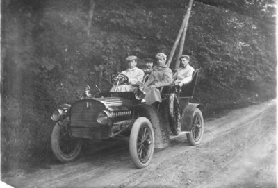 Automobile, c.1910