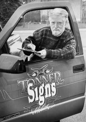 Barry Tonner, Tonner Signs.