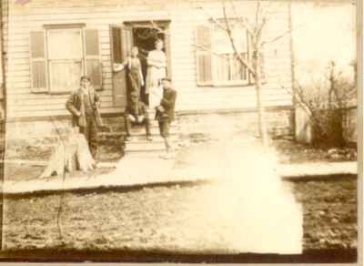 Johnson house on Pine Street, Milton