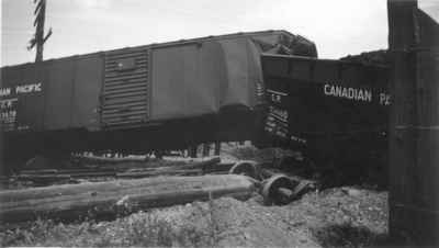 Train wreck near Milton