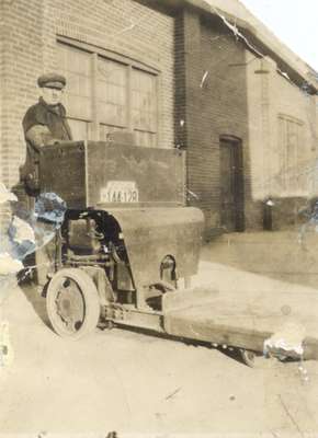 Johnny Armstrong at Brown Street Arena