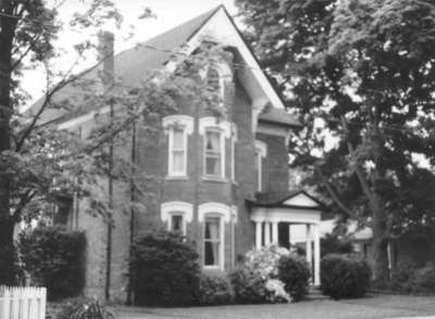 100 Victoria Street, Milton, Ontario