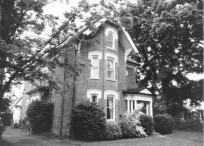 100 Victoria Street, Milton, Ontario