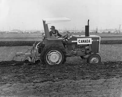 Keith Leslie, International Plowing Match, Durham