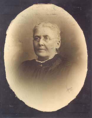 Annie (Brown) Robertson