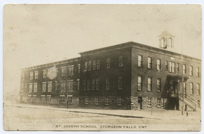 École St-Joseph, Sturgeon Falls / St. Joseph school, Sturgeon Falls