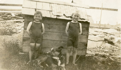 Mick and Ralph Grunig, 1924