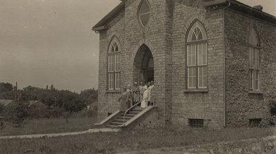 Women’s Institute Hall opened in Queenston.