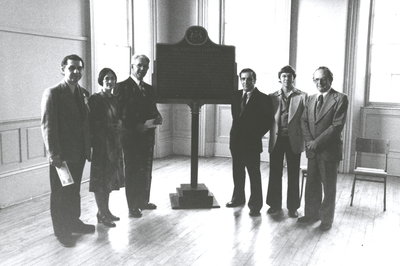 <font color="#008080" size="2">Unveiling of historical plaque commemorating the Niagara Library</font>