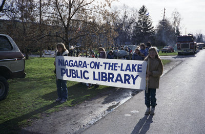 NOTL Public Library participating in Santa Claus Parade