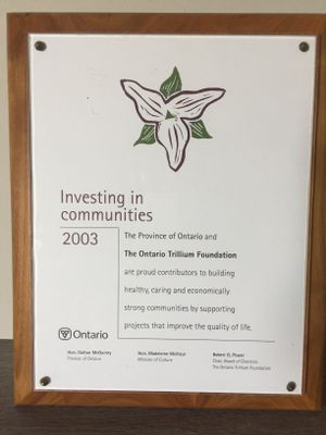 Photograph of a Plaque Given to the Niagara on the Lake Public Library for being an Ontario Trillium Grant Recipient in 2003.