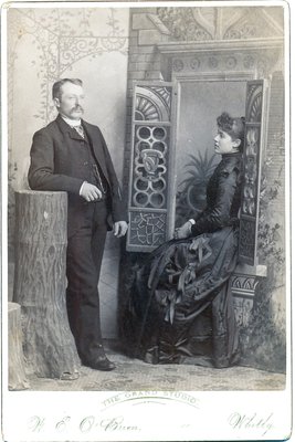 Mystery Photo: Unidentified Couple