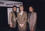 Karen Wilkinson receives OSLA's Distinguished School Administrator 2000 award