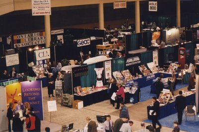 Exhibits at Super Conference 2000