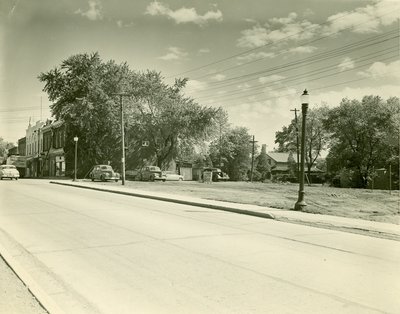 Lakeshore and Navy