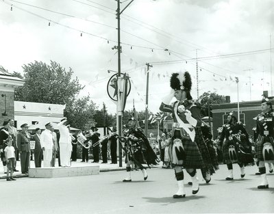 Canadian Legion Parade - Highlander's Band