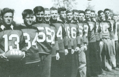 Oakville High School Football Team. Courtesy of the Oakville Beaver.