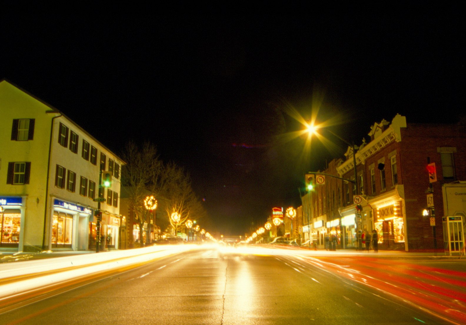 Lakeshore & Navy, Downtown Oakville