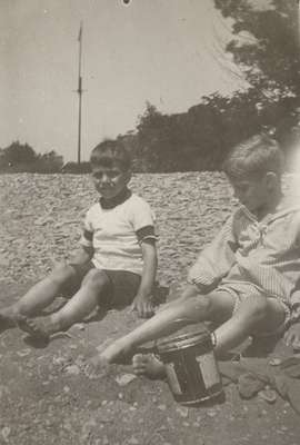 Ronnie and John at the Lakeside