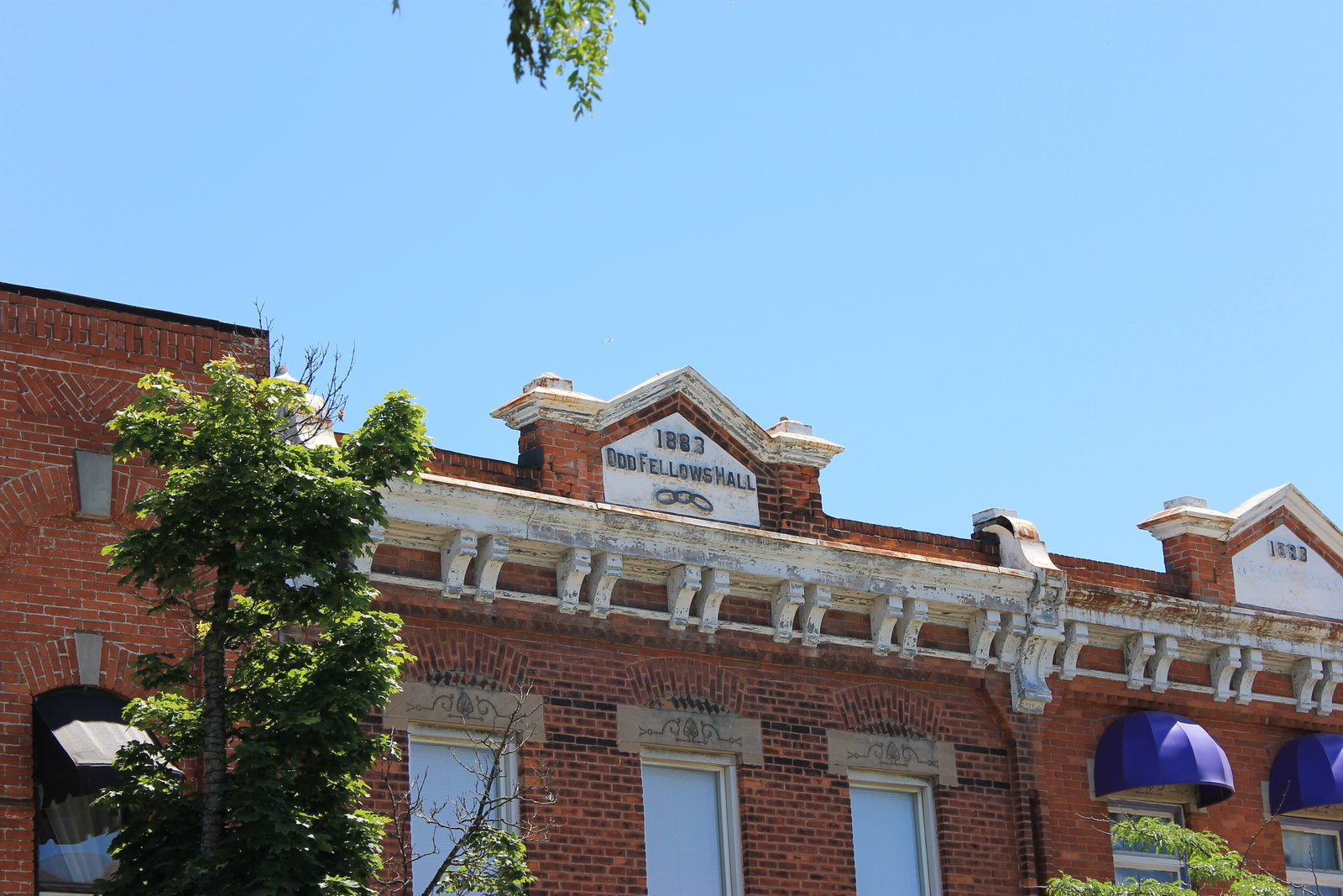 Oddfellows Hall Inscription, Current