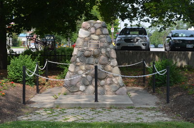 Bronte Cenotaph, Bronte Gore Park