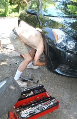 Peter Changes Front Brakes on 2010 Altima
