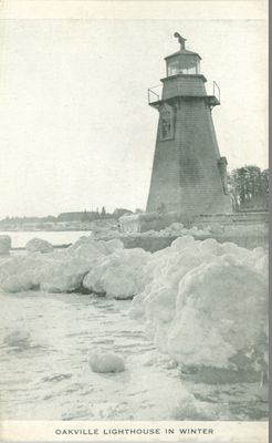 Oakville Lighthouse in Winter