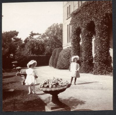 Hazel and Juliet at Kensington Gardens, London, England